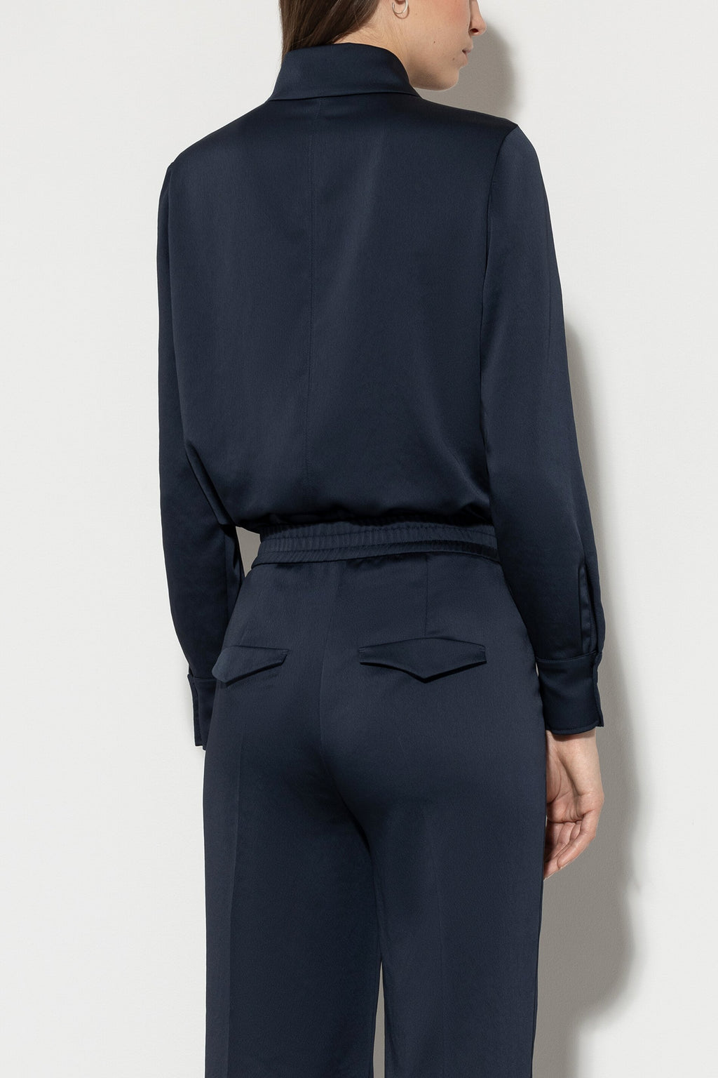Hemdbluse aus Techno-Seide - midnight blue - Standard | Model Detail