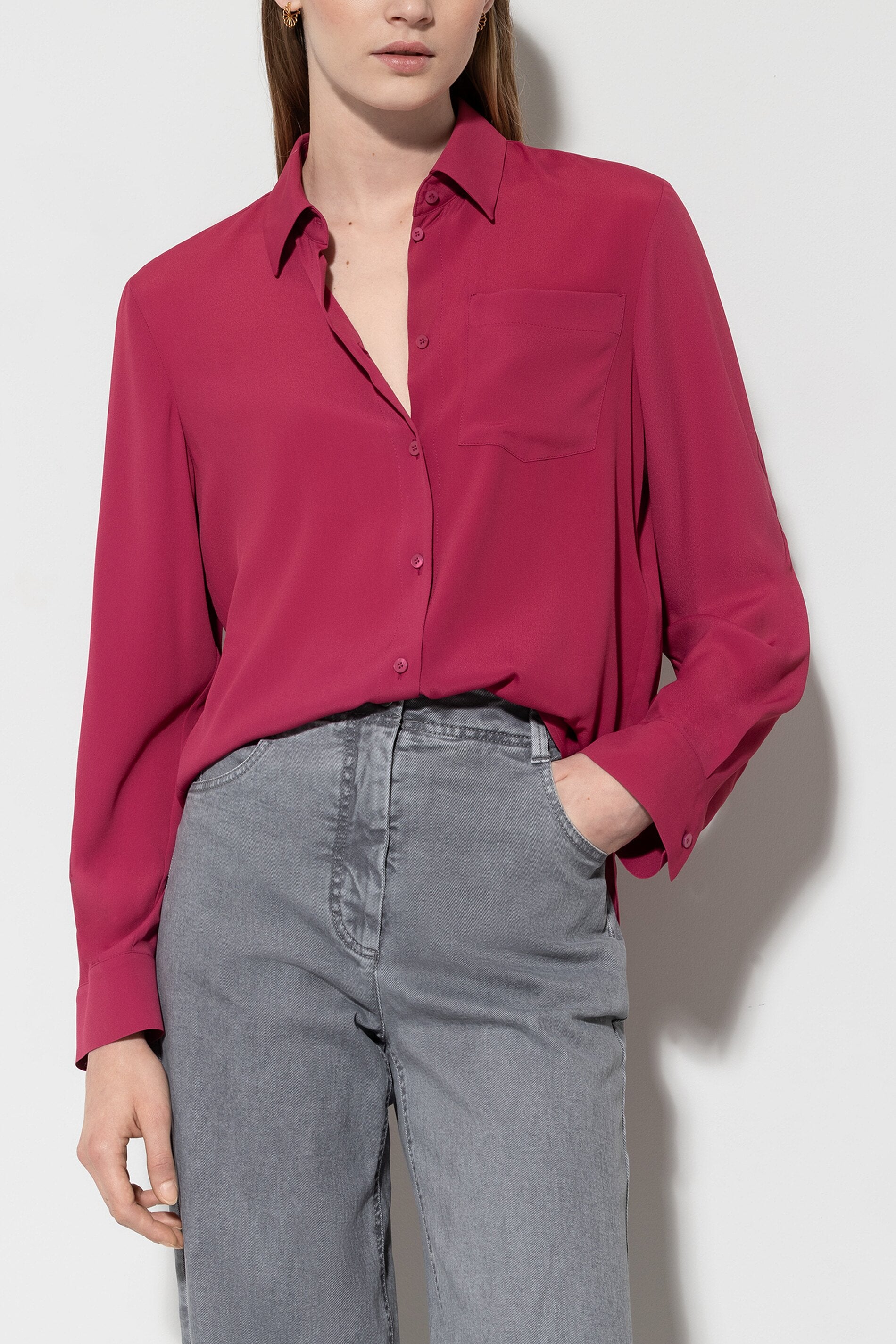 Hemdbluse aus Seiden-Mix - berry pink - Standard | Model Seite