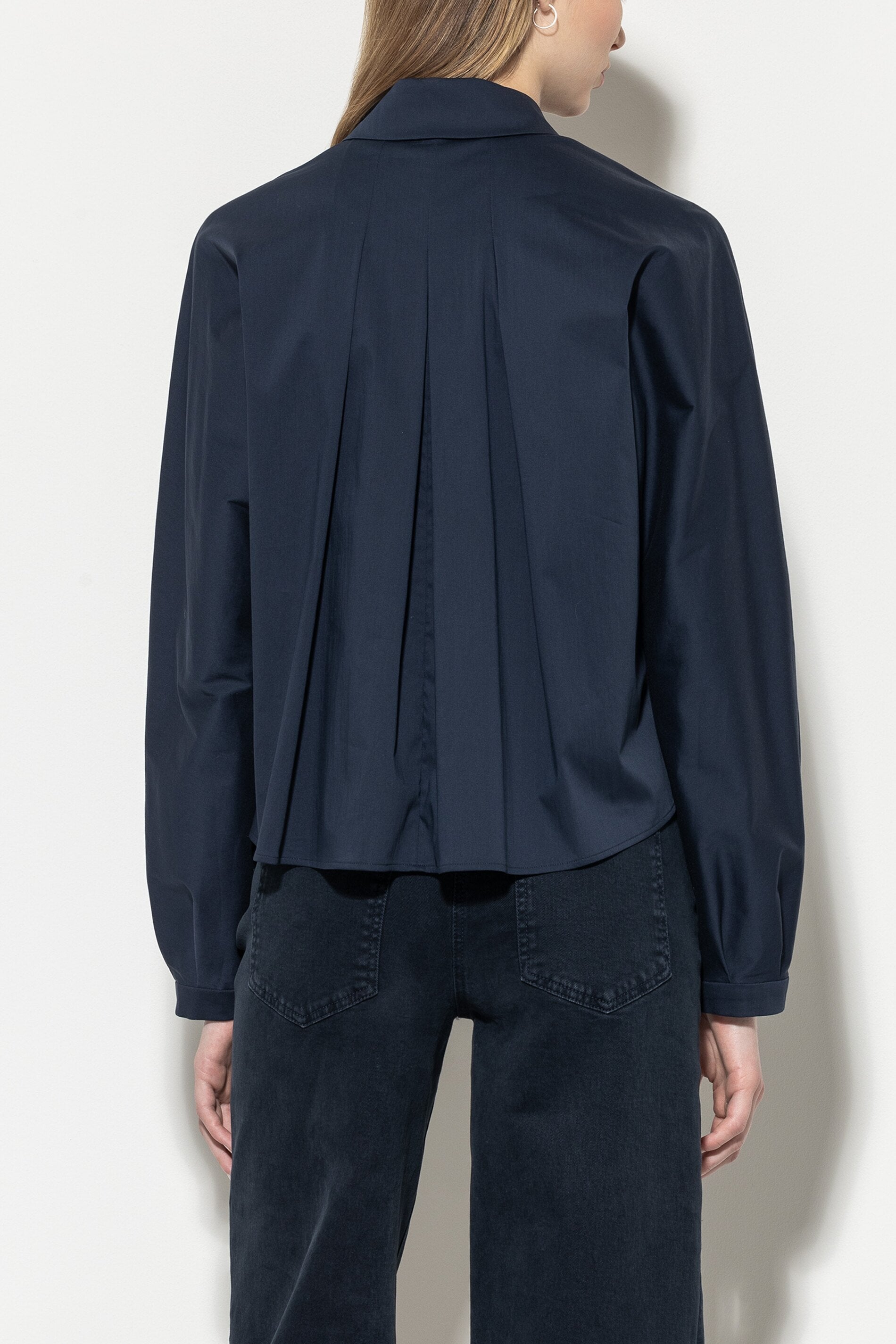 Hemdbluse aus Baumwoll-Mix - midnight blue - Standard | Model Detail