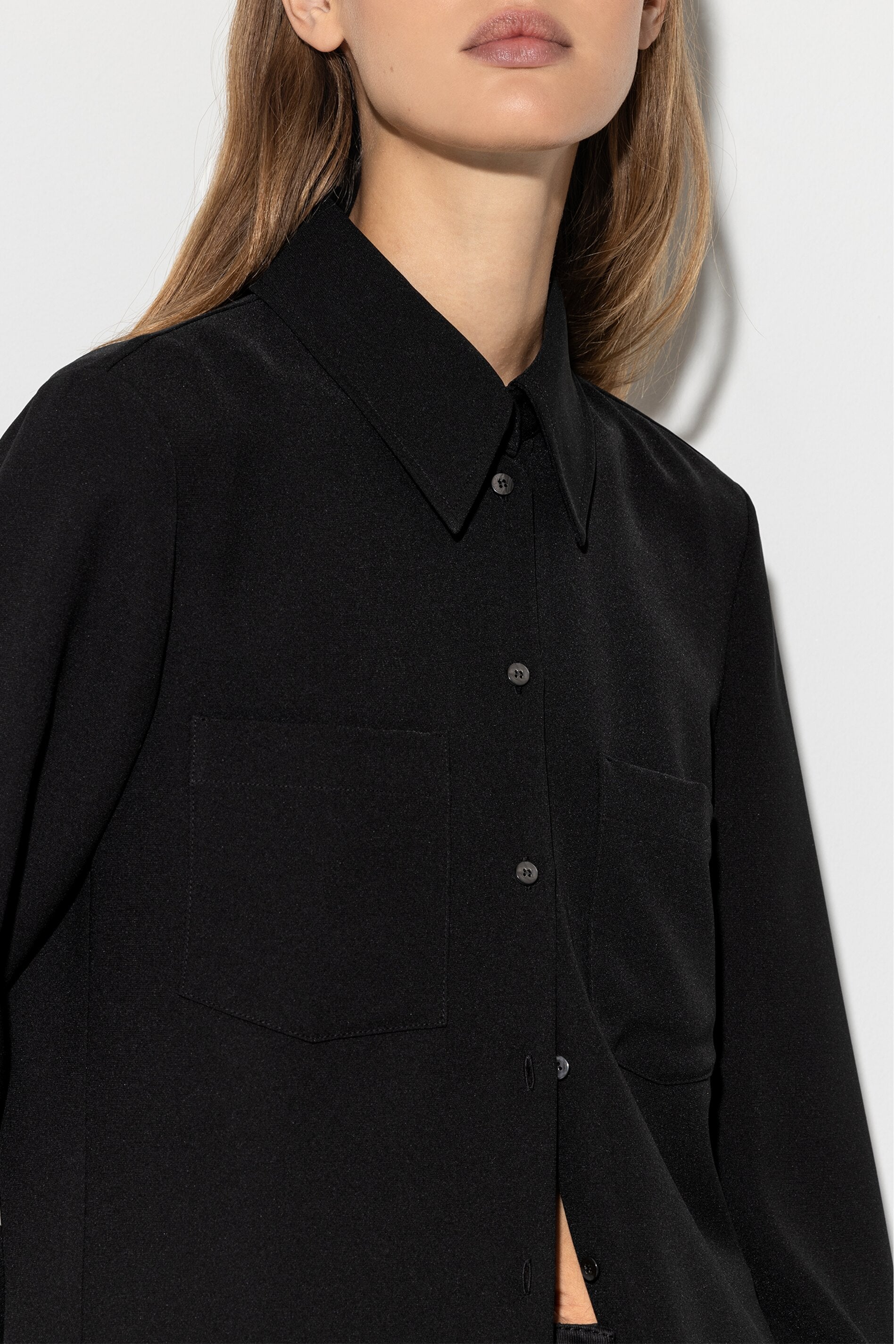 Hemdbluse mit Cut-out-Detail - deep black - Standard | Artikel Front