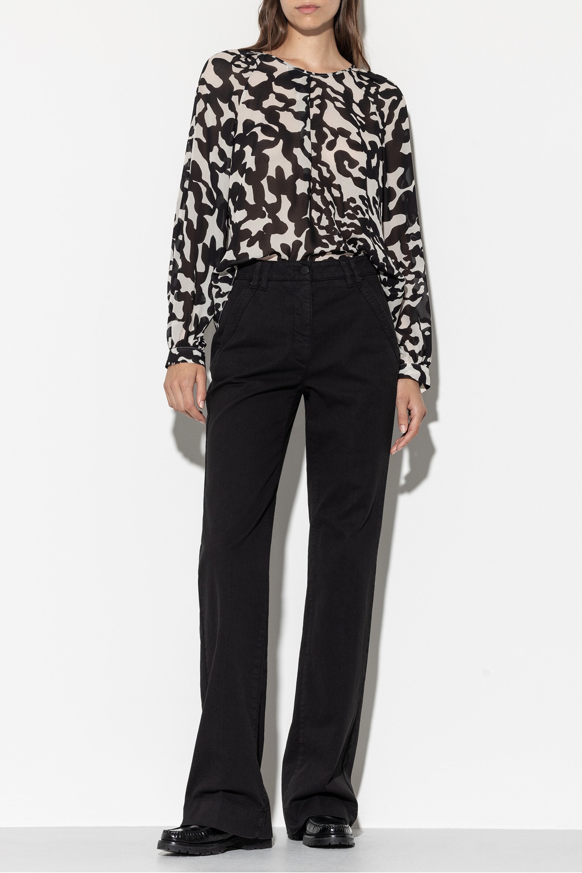 Tunikabluse mit Animal-Print - multi - Standard | Model Seite