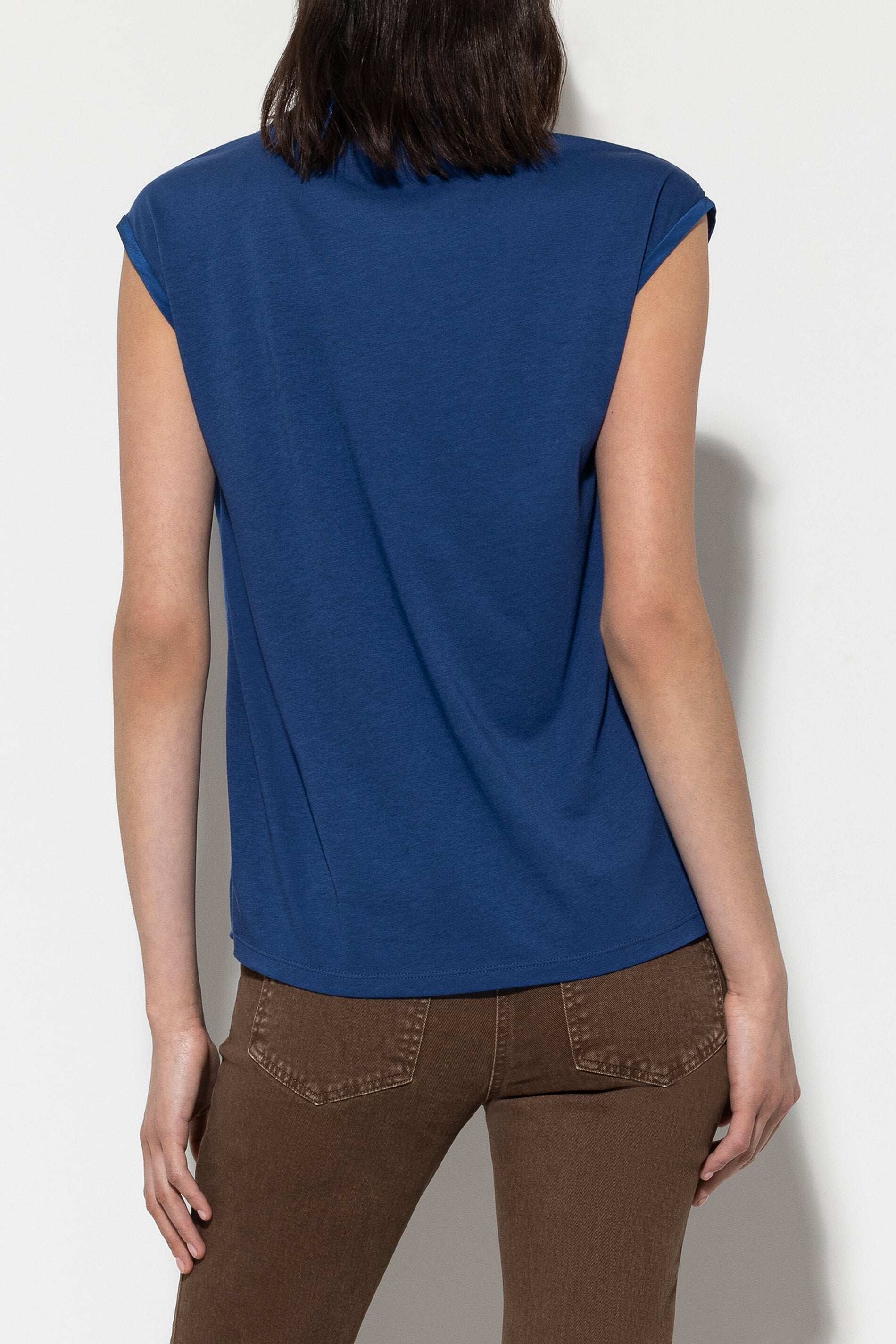 Basic-Top mit Rippdetail - deep blue - Standard | Model Detail
