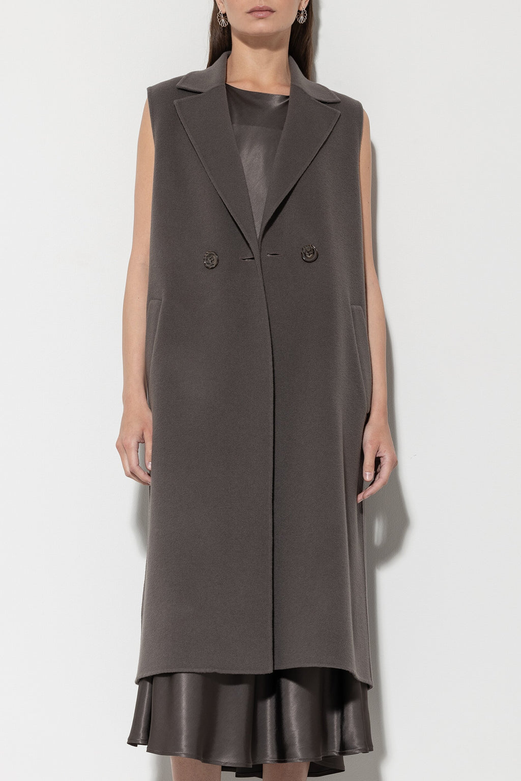 Doubleface-Mantelweste - taupe - Standard | Model Seite