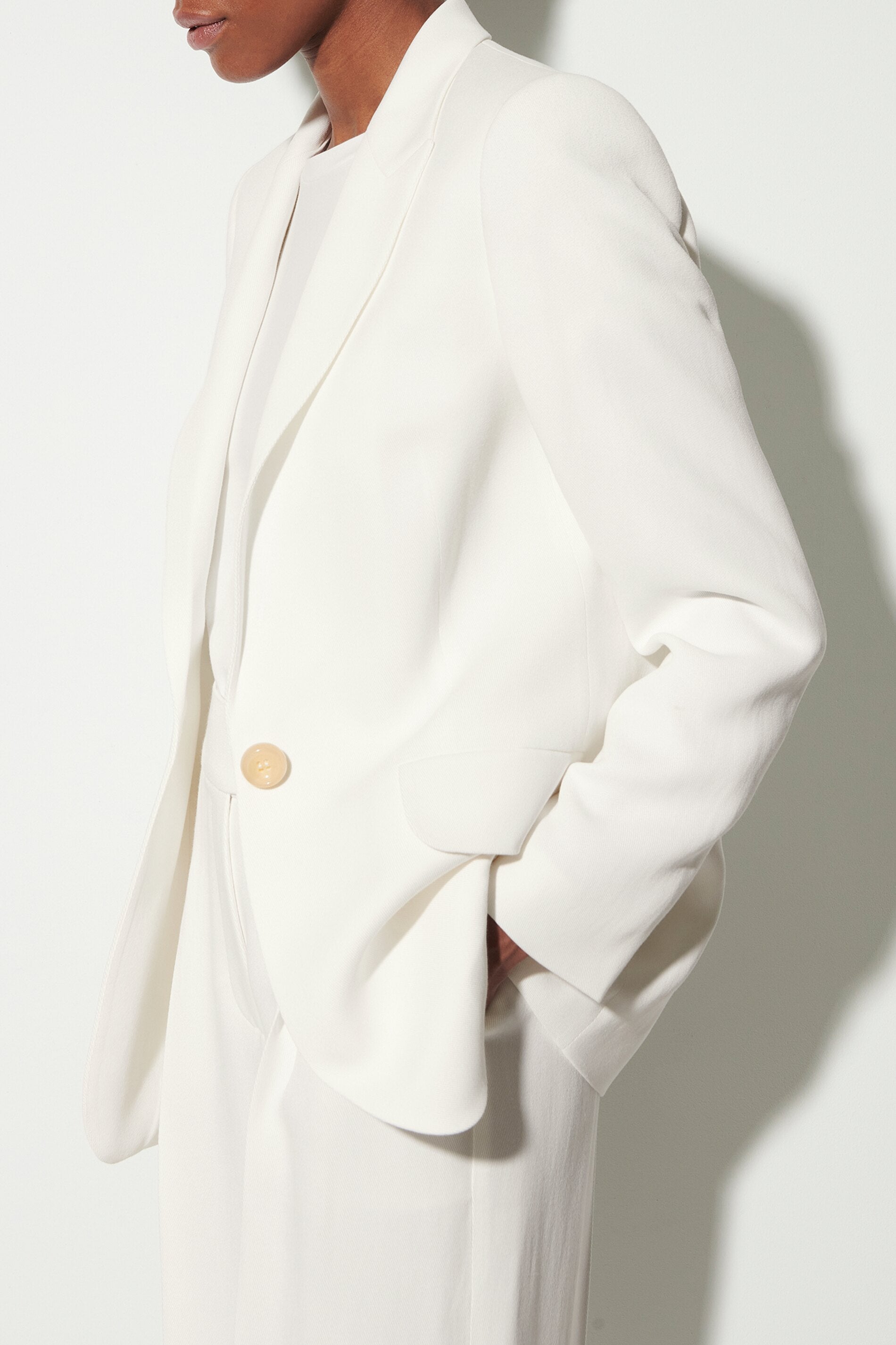 Gabardine-Einknopf-Blazer - milk - Standard | Model Rück