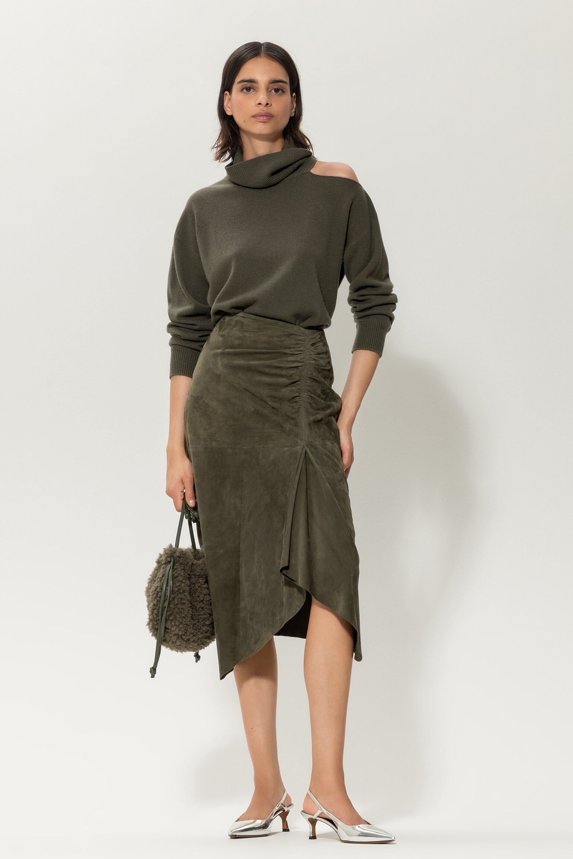 Velours-Midirock - greyish khaki - Standard | Model Seite