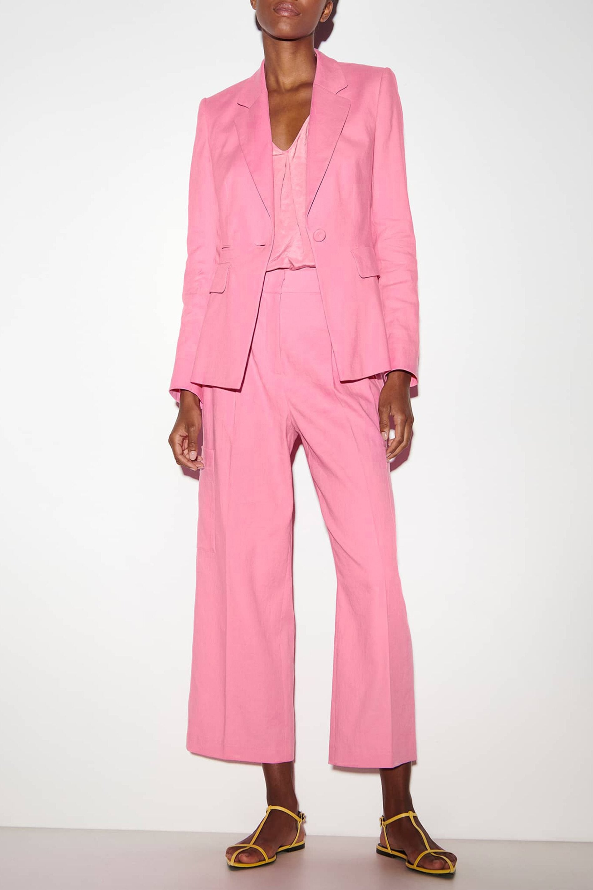 Cargo-Pants aus Leinen-Mix - candy pink - Standard | Model Seite