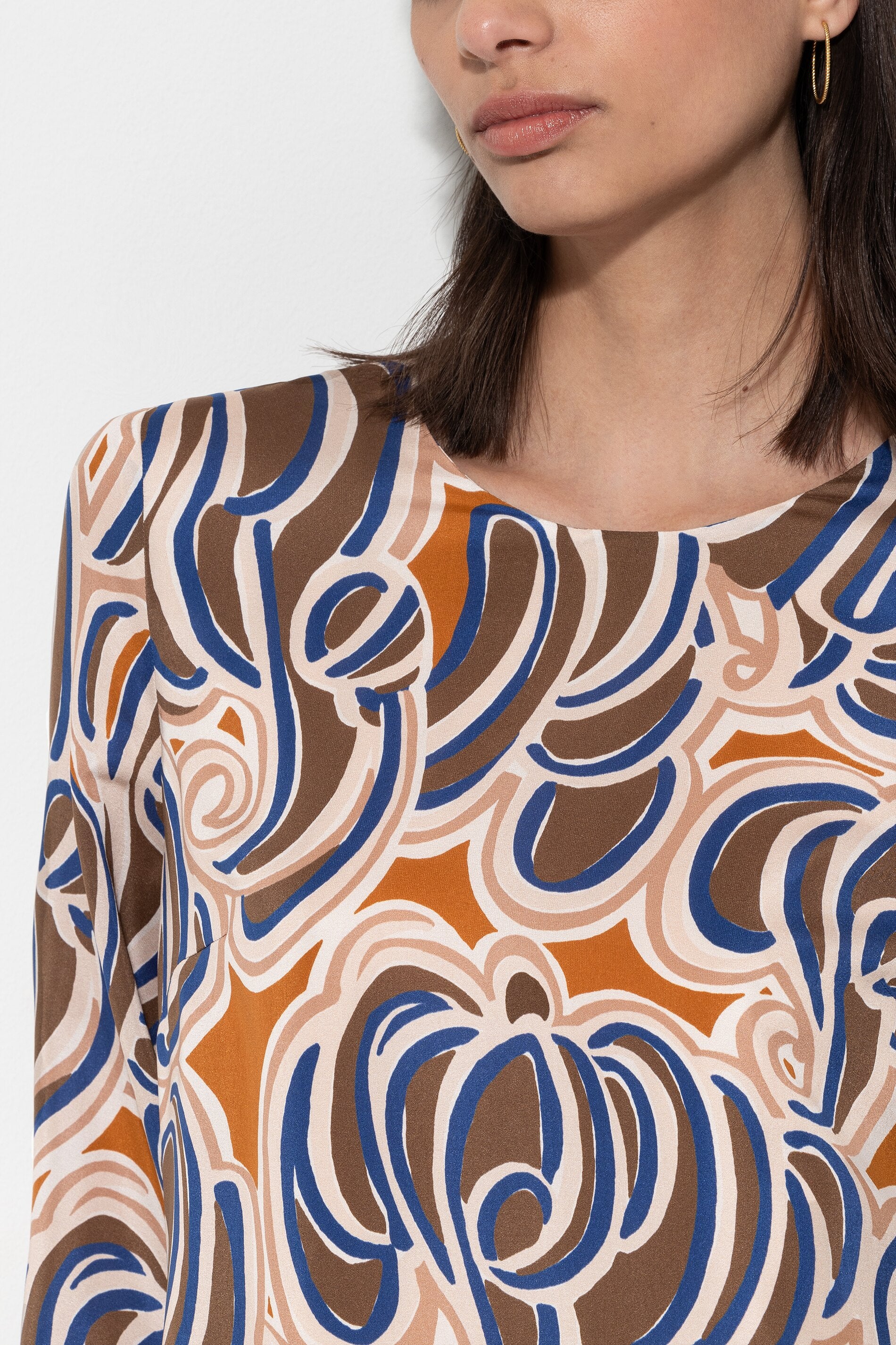 Seidenkleid mit Graphic-Print - multi - Standard | Artikel Front