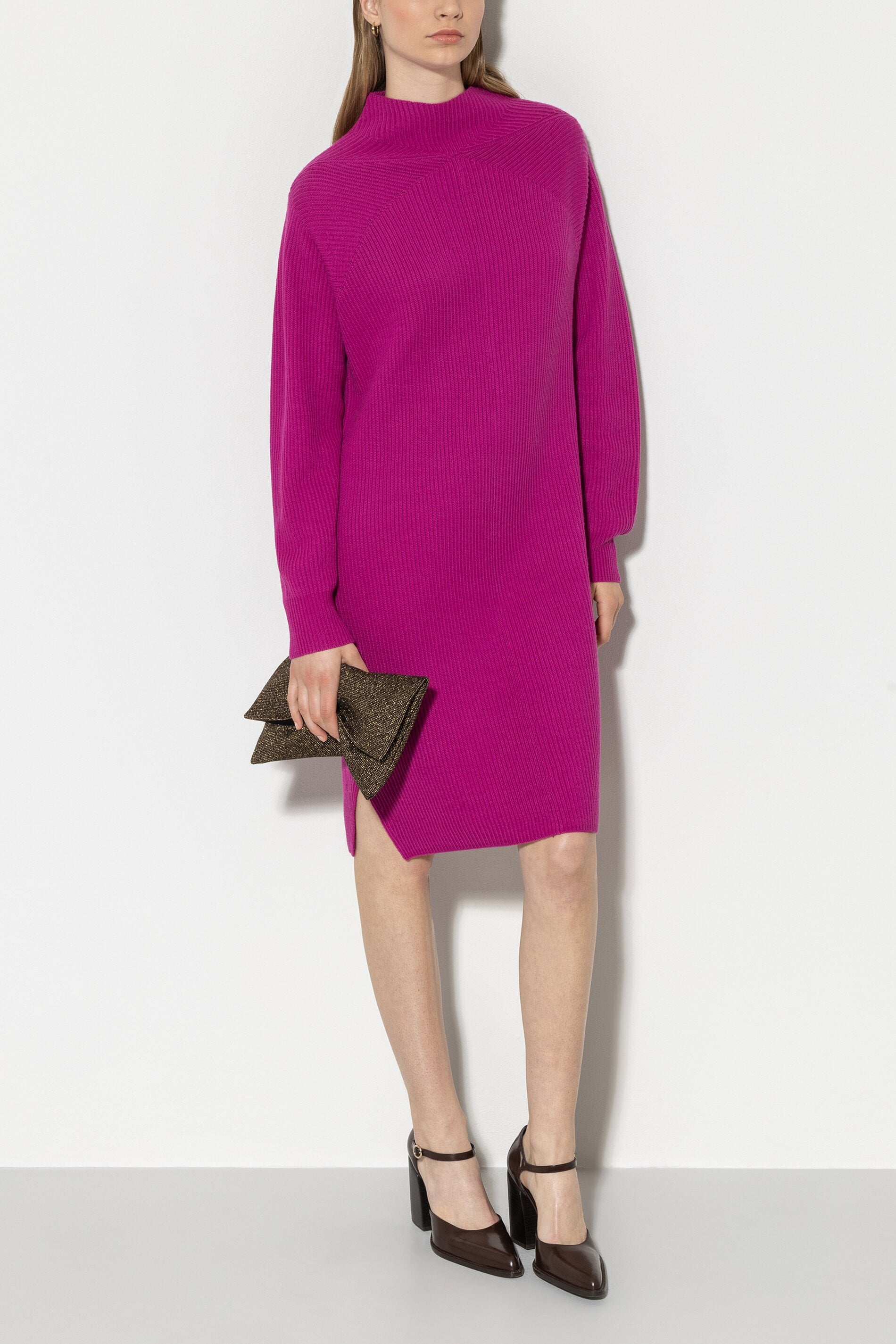 Kleid in Rippstruktur - ultra pink - Standard | Model Seite